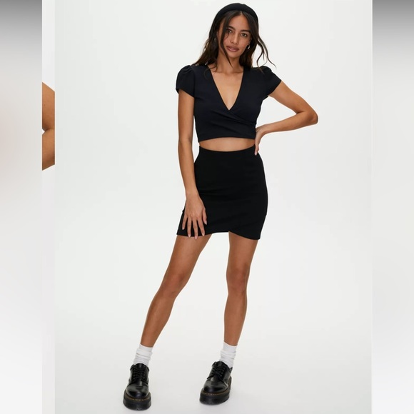 Aritzia Sunday Best Primrose Skirt - Picture 7 of 9